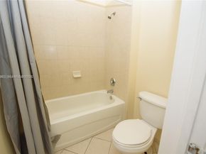 174 NE 32nd Ter, Homestead FL 33033