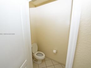 174 NE 32nd Ter, Homestead FL 33033