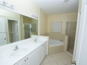 174 NE 32nd Ter, Homestead FL 33033