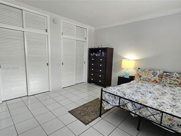 17000 NE 14th Ave 109, Miami FL 33162