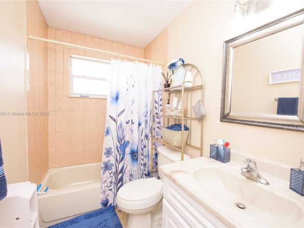 25631 SW 130th Ave, Homestead FL 33032