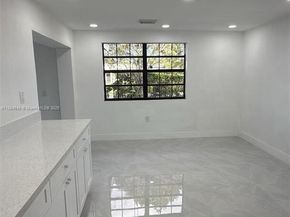 4400 SW 36th St, West Park FL 33023