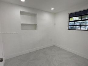 4400 SW 36th St, West Park FL 33023
