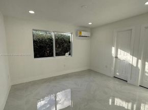 4400 SW 36th St, West Park FL 33023