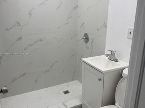 4400 SW 36th St, West Park FL 33023