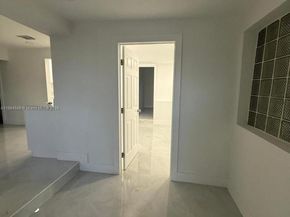 4400 SW 36th St, West Park FL 33023