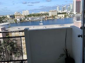 401 Golden Isles Dr 1116, Hallandale Beach FL 33009