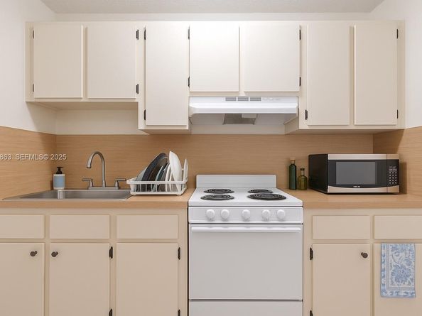 2740 SW 23rd St, Miami FL 33145