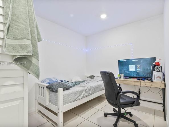 2740 SW 23rd St, Miami FL 33145