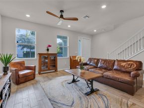 4810 Eucalyptus Dr 3, Hollywood FL 33021