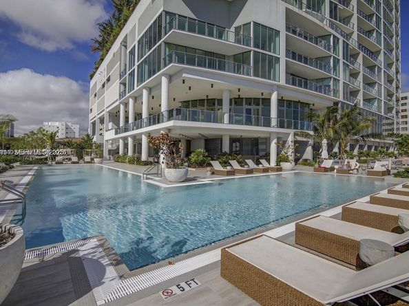 2900 NE 7th Ave 5002, Miami FL 33137