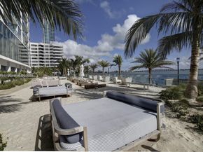 2900 NE 7th Ave 5002, Miami FL 33137