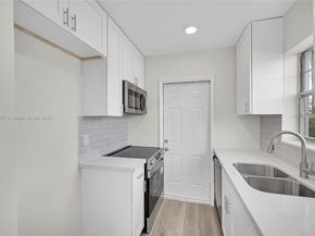 2800 W Golf Blvd 219, Pompano Beach FL 33064
