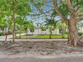 21021 NE 13th Pl, Miami FL 33179