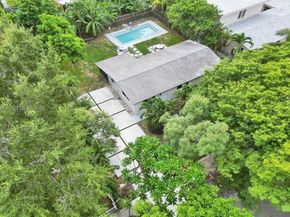 21021 NE 13th Pl, Miami FL 33179