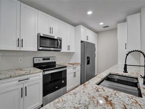 21021 NE 13th Pl, Miami FL 33179