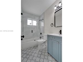 21021 NE 13th Pl, Miami FL 33179