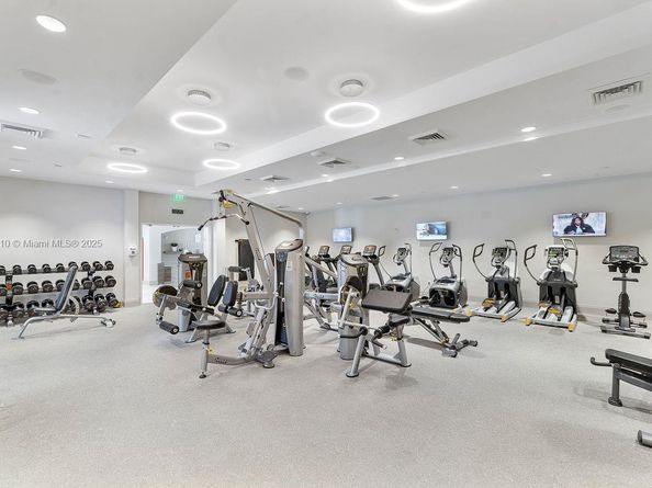 6163 NW 124th Dr, Coral Springs FL 33076