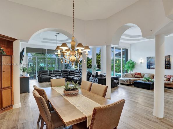 6163 NW 124th Dr, Coral Springs FL 33076