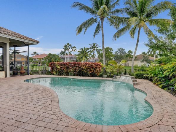6163 NW 124th Dr, Coral Springs FL 33076