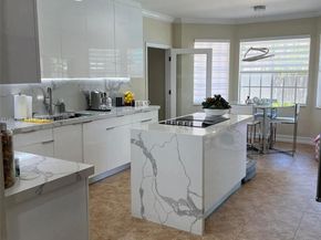 12365 NW 6th St, Miami FL 33182