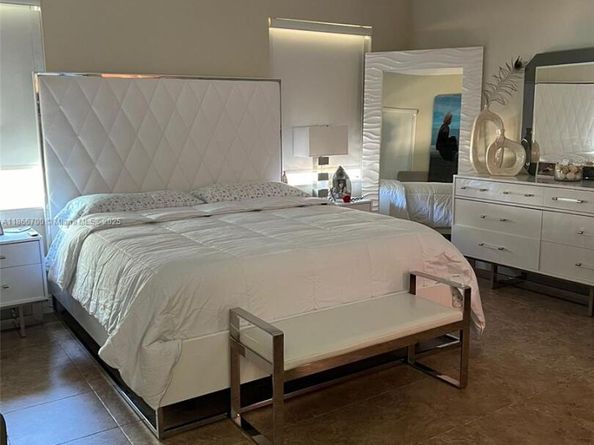 12365 NW 6th St, Miami FL 33182