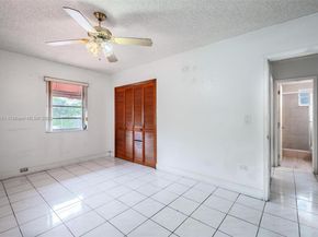 820 86th St, Miami Beach FL 33141