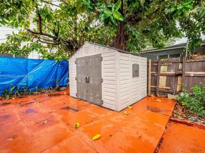 820 86th St, Miami Beach FL 33141