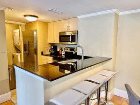 770 Claughton Island Dr 1613, Miami FL 33131