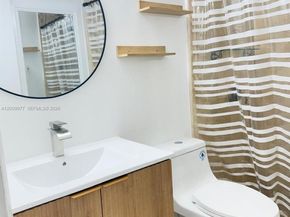 260 NW 107th Ave 204, Miami FL 33172