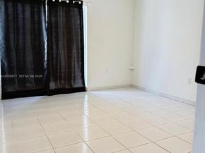 260 NW 107th Ave 204, Miami FL 33172