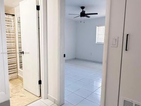 260 NW 107th Ave 204, Miami FL 33172