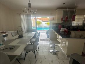 14759 SW 82nd St, Miami FL 33193