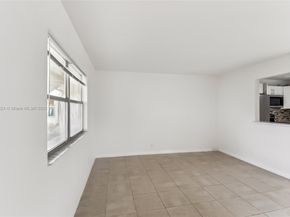 447 Saxony J 447, Delray Beach FL 33446