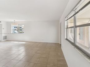 447 Saxony J 447, Delray Beach FL 33446