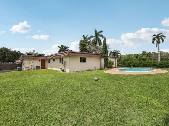20 W Tropical Way, Plantation FL 33317