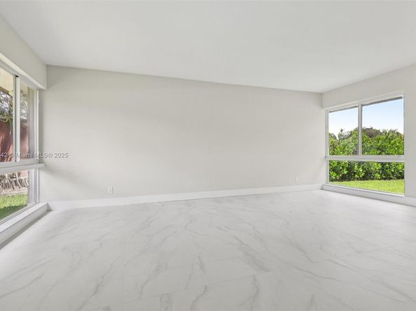 20 W Tropical Way, Plantation FL 33317