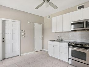 20 W Tropical Way, Plantation FL 33317