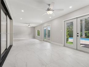 20 W Tropical Way, Plantation FL 33317