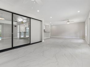20 W Tropical Way, Plantation FL 33317