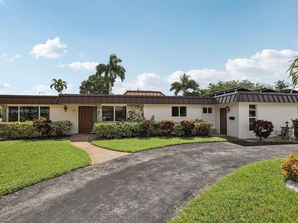 20 W Tropical Way, Plantation FL 33317