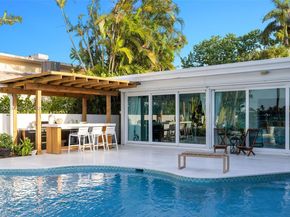 255 N Hibiscus Dr, Miami Beach FL 33139