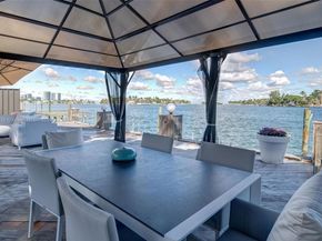 255 N Hibiscus Dr, Miami Beach FL 33139