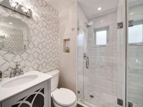 255 N Hibiscus Dr, Miami Beach FL 33139
