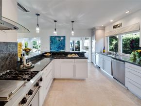 255 N Hibiscus Dr, Miami Beach FL 33139