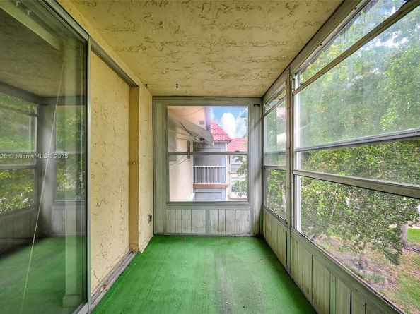 700 SE 6th Ave 304, Deerfield Beach FL 33441