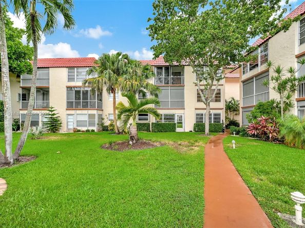 700 SE 6th Ave 304, Deerfield Beach FL 33441