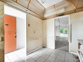 700 SE 6th Ave 304, Deerfield Beach FL 33441