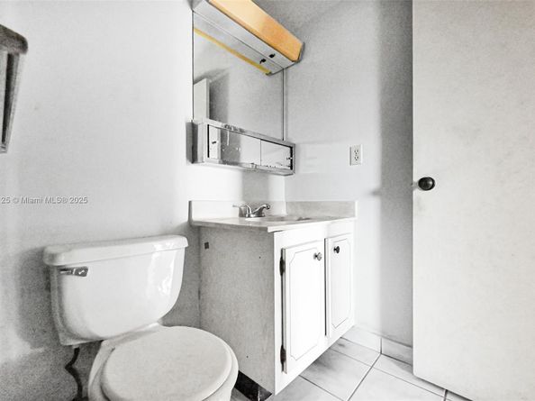 700 SE 6th Ave 304, Deerfield Beach FL 33441