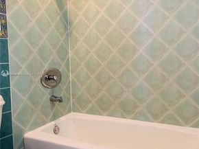 1325 W 68th St 514, Hialeah FL 33014